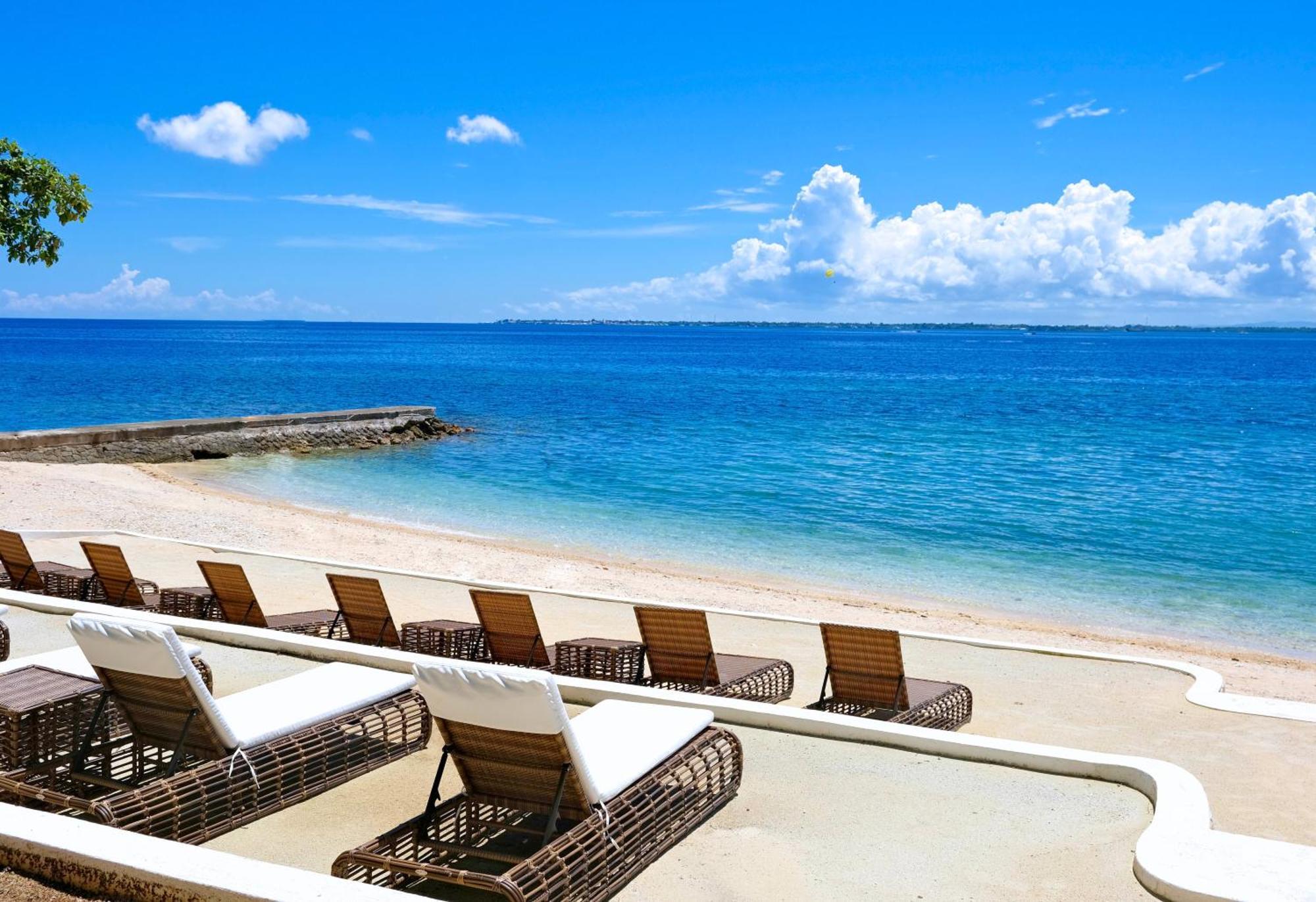Belmont Hotel Mactan Lapu-Lapu City Exteriör bild