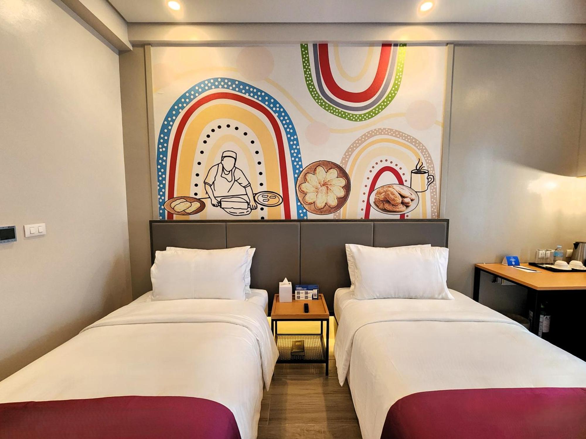 Belmont Hotel Mactan Lapu-Lapu City Exteriör bild