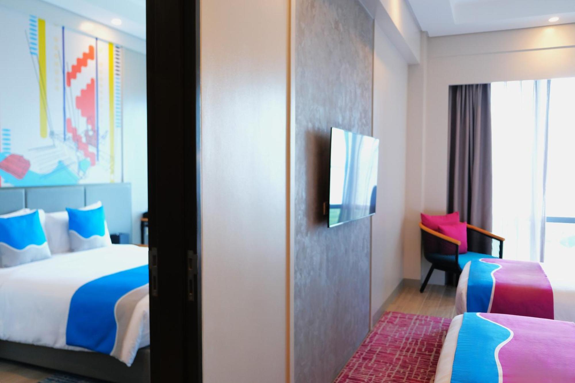 Belmont Hotel Mactan Lapu-Lapu City Exteriör bild